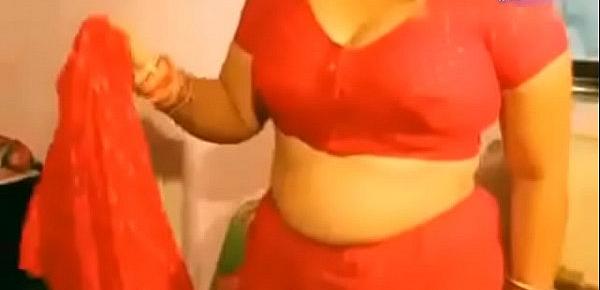  Sexy Indian Aunty Exposing Her Nude Body And Sexy Cleavage To Get Fucked Hot